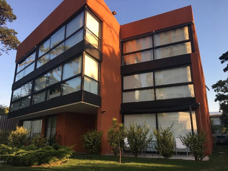 EDIFICIO-BUDAPEST-FACHADA